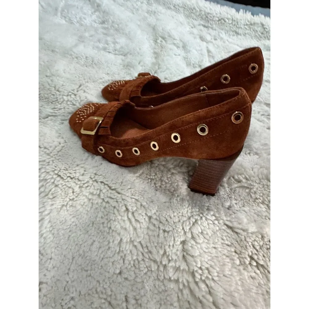 Cecelia New York Gina Studded Suede Pumps 6.5 Brown Kiltie Buckle Block Heel